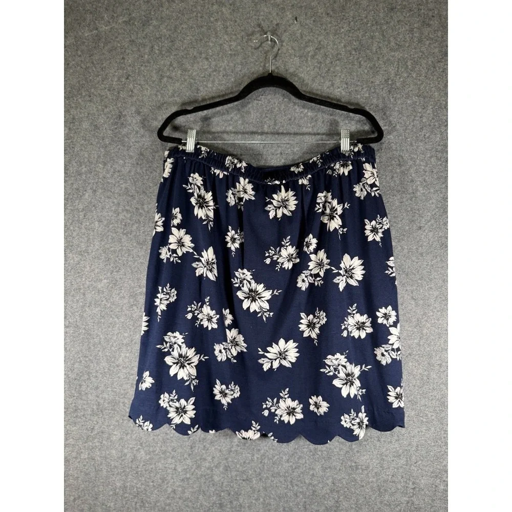 Skies Are Blue Berenice Scalloped Hem Floral Skirt Navy Blue Plus‎ Size 1X